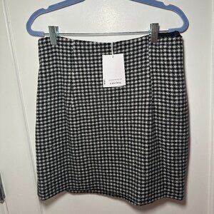 & Other Stories - 	Houndstooth Mini Skirt / Size 8 / NWT